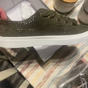 Loft cutout tennis shoes